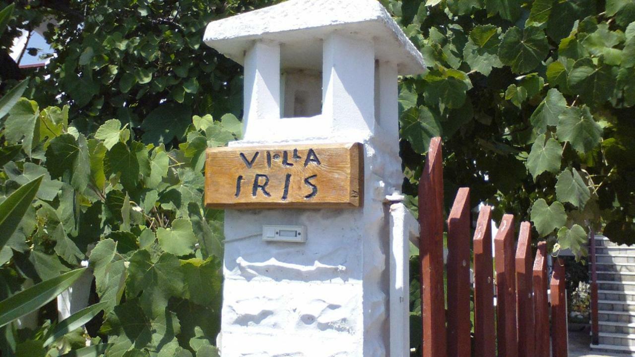 Villa Iris เนอาวรัสนา ภายนอก รูปภาพ